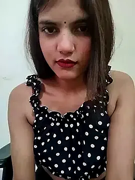  – webcam model profile photo Image 4