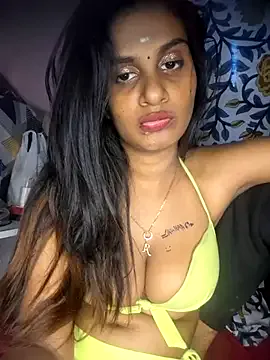 roouse – webcam model profile photo Image 8