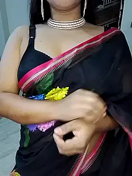 Nonchan_ – webcam model profile photo Image 4