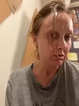  – webcam model profile photo Image 15