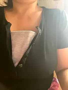  – webcam model profile photo Image 2