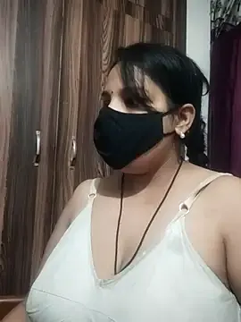  – webcam model profile photo Image 8