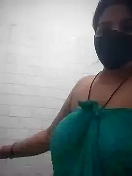  – webcam model profile photo Image 9