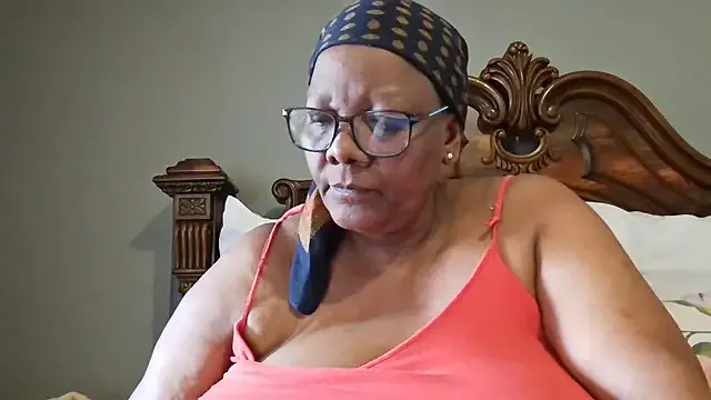 SEXYBOOBSNASS Image 4