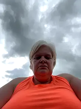  – webcam model profile photo Image 4