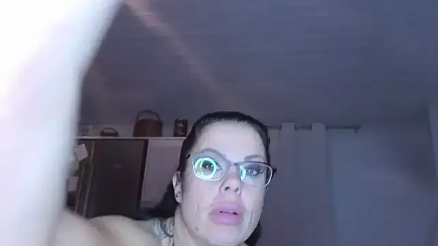 roouse – webcam model profile photo Image 19