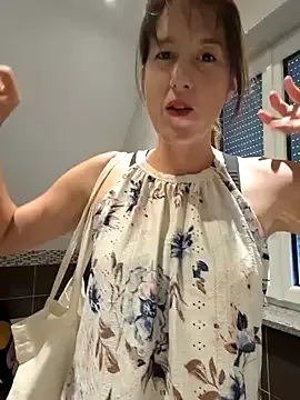 SexyLayla1 Image 18