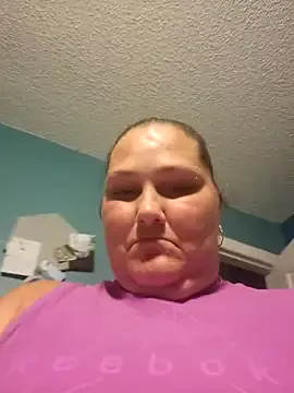 blondebitch2 – webcam model profile photo Image 11