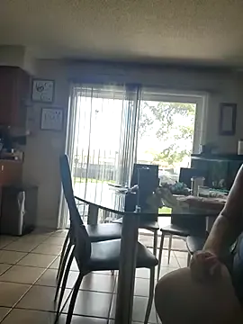 blondebitch2 – webcam model profile photo Image 12