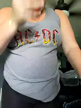 blondebitch2 – webcam model profile photo Image 5