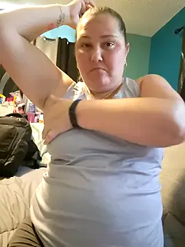 blondebitch2 – webcam model profile photo Image 6