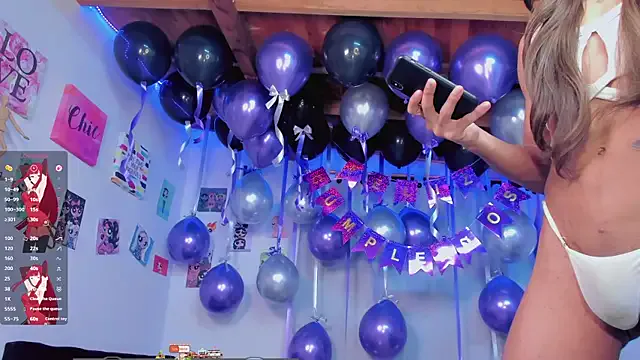 LadyAndTransy – webcam model profile photo Image 16