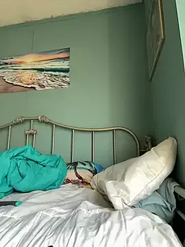 LoveOnStream – webcam model profile photo Image 9