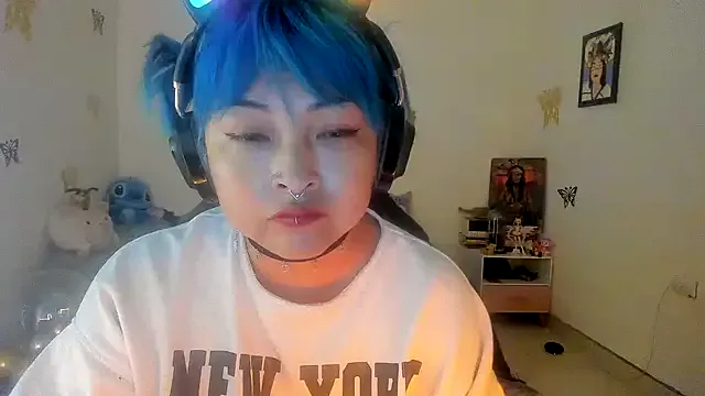 seraphine23 – webcam model profile photo Image 14