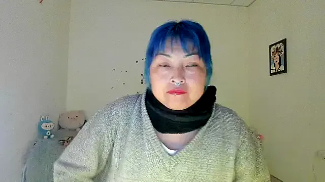 seraphine23 – webcam model profile photo Image 2