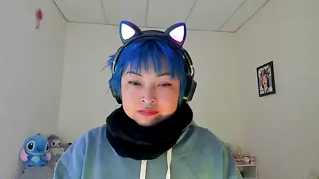 seraphine23 – webcam model profile photo Image 3