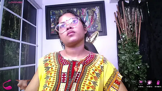 Nonchan_ – webcam model profile photo Image 15