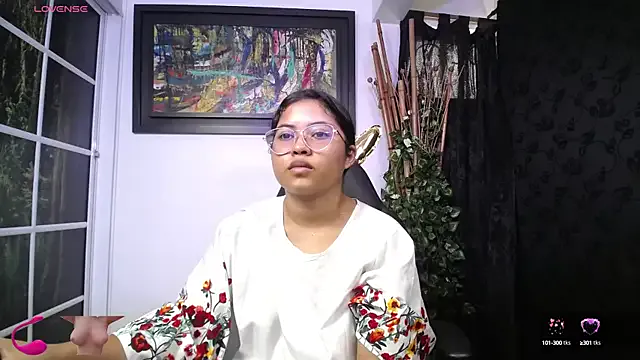 Nonchan_ – webcam model profile photo Image 17