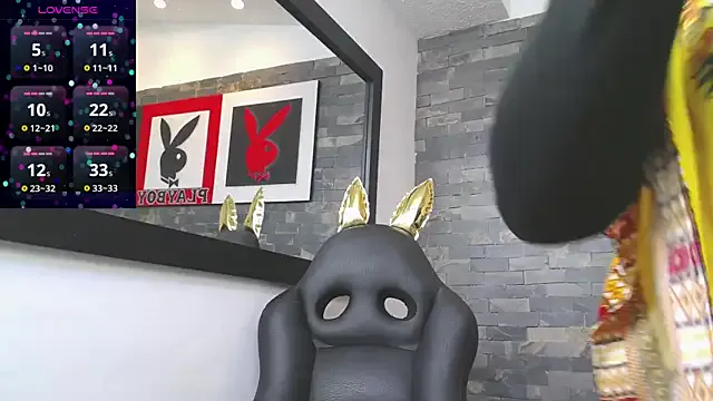 Nonchan_ – webcam model profile photo Image 2