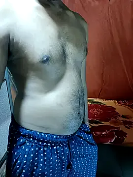 roouse – webcam model profile photo Image 17