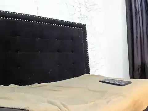 Kamila151 – webcam model profile photo Image 8