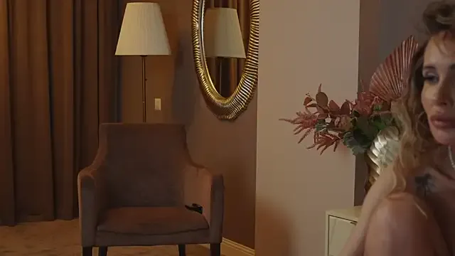 Nonchan_ – webcam model profile photo Image 10