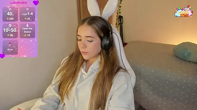 winter11 – webcam model profile photo Image 7