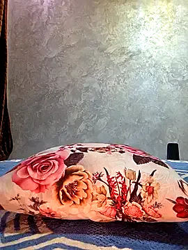  – webcam model profile photo Image 19