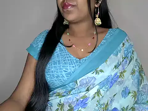 Nonchan_ – webcam model profile photo Image 2