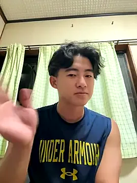 Yui-Ch – webcam model profile photo Image 4