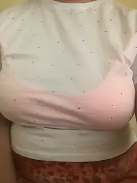 ShyPampBlondie – webcam model profile photo