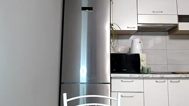 Maly_Nya – webcam model profile photo Image 6