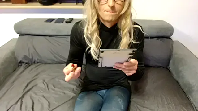 Giusycd – webcam model profile photo Image 4