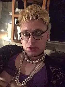 Linbaibai – webcam model profile photo Image 4