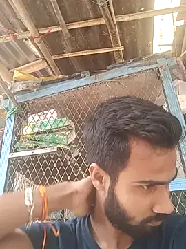 PumaShyXD – webcam model profile photo Image 15