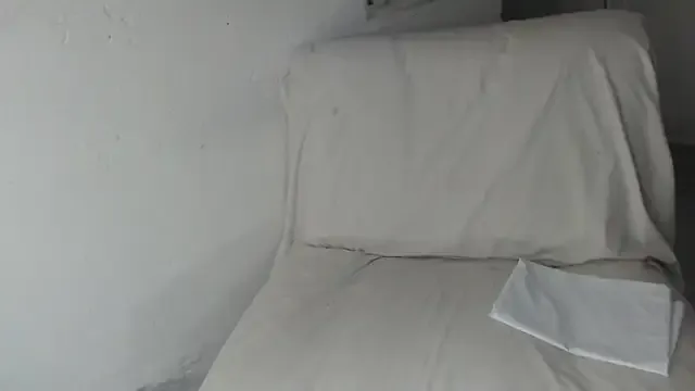 Nonchan_ – webcam model profile photo Image 18