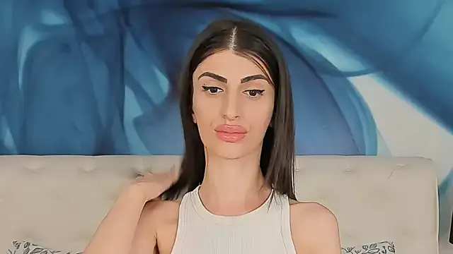 AdritVance – webcam model profile photo Image 10