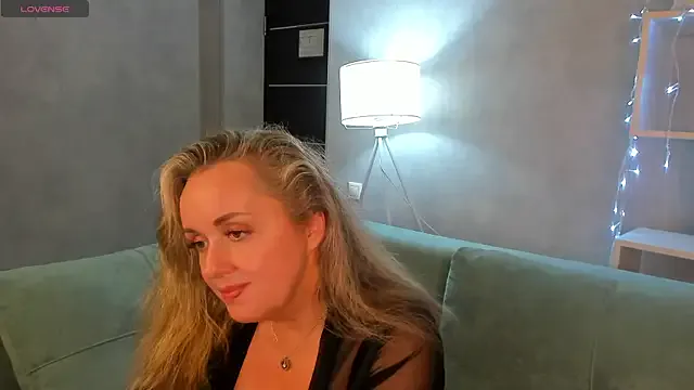 anjalibb – webcam model profile photo Image 8