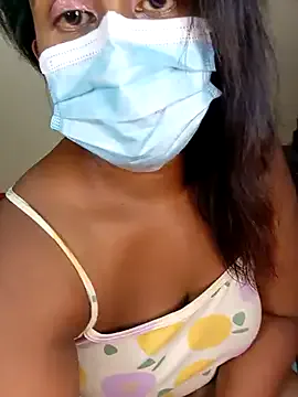 AMI___oO – webcam model profile photo Image 3