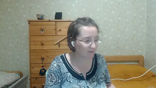 NANA_7 – webcam model profile photo Image 11