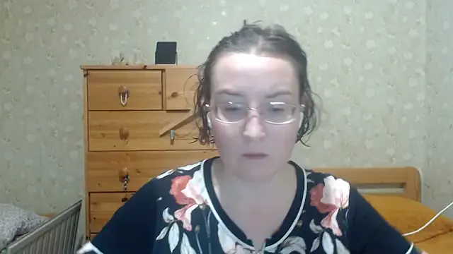 NANA_7 – webcam model profile photo Image 12