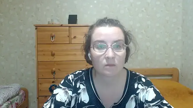 NANA_7 – webcam model profile photo Image 4