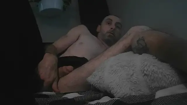 erosuke9 – webcam model profile photo Image 9