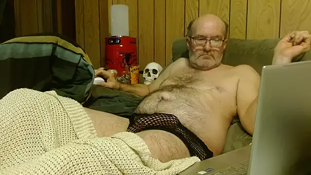 paroncho – webcam model profile photo Image 16