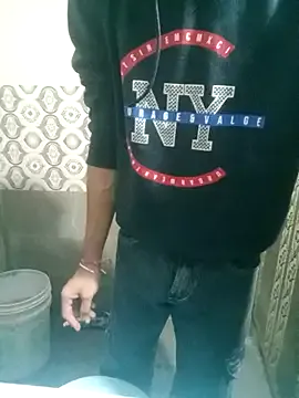 _Alicee_1 – webcam model profile photo Image 19