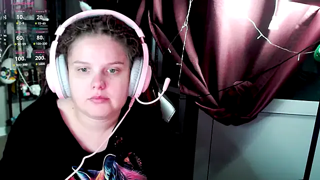 Nonchan_ – webcam model profile photo Image 13