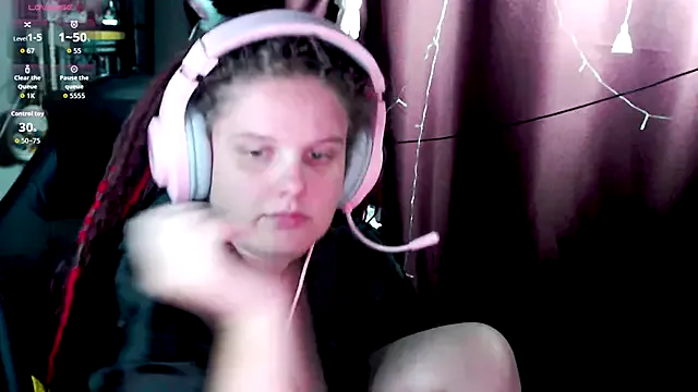 Nonchan_ – webcam model profile photo Image 16