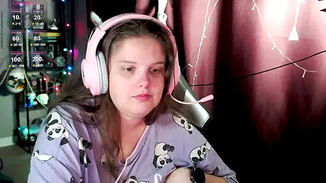 Nonchan_ – webcam model profile photo Image 18