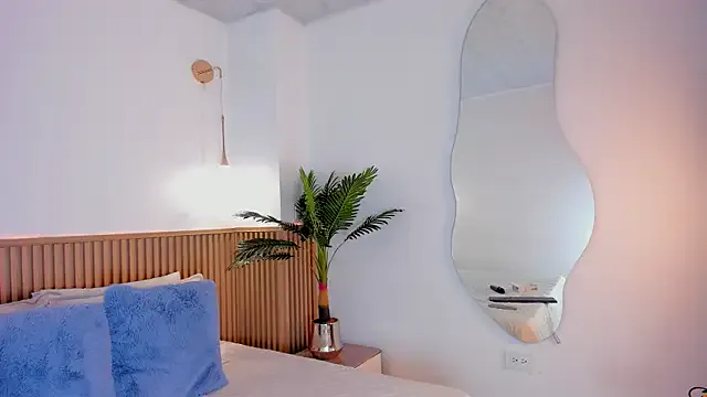 Nonchan_ – webcam model profile photo Image 15