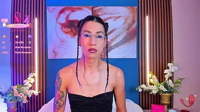 LushianaFitness – webcam model profile photo Image 11